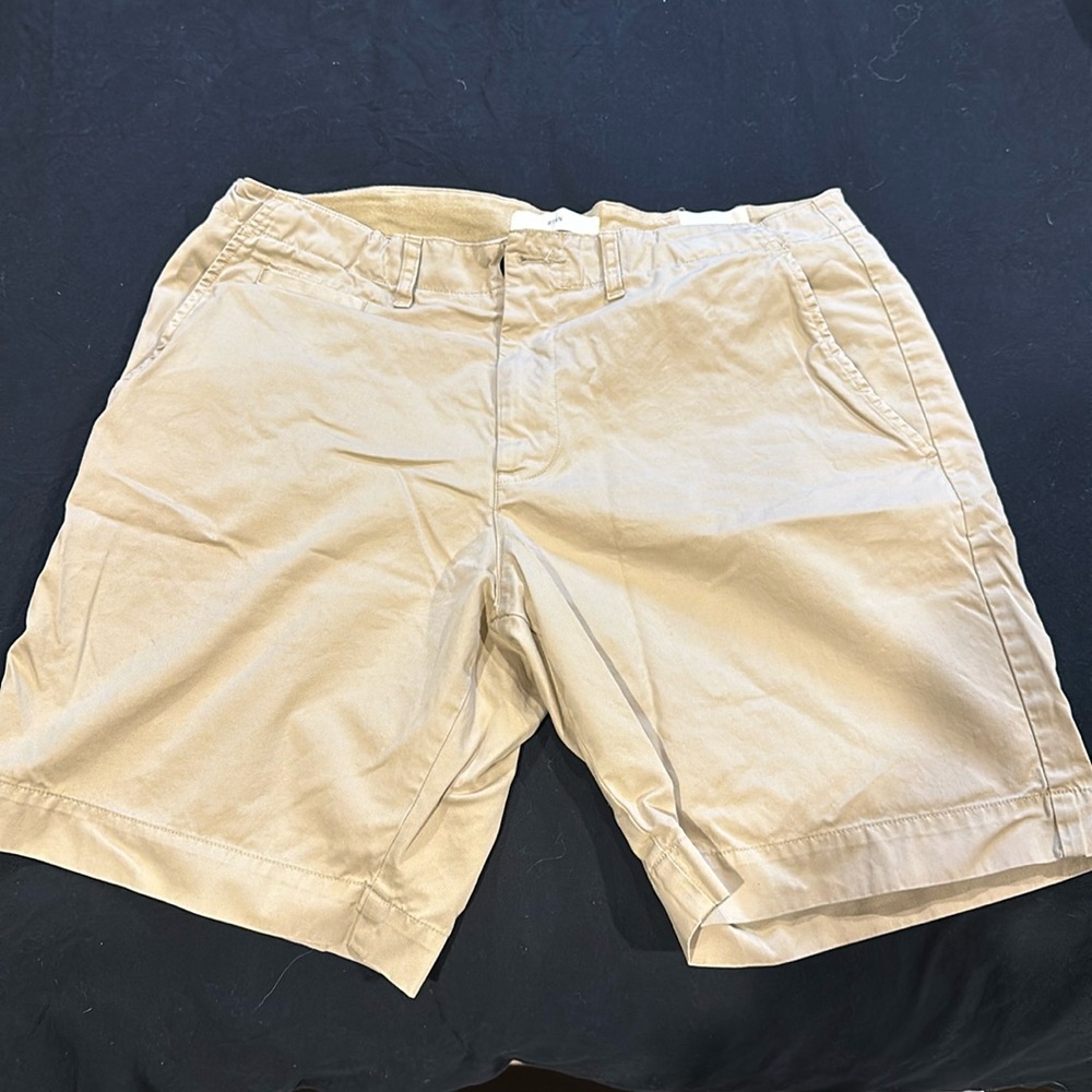 Billy Reid Wynn Shorts khakis